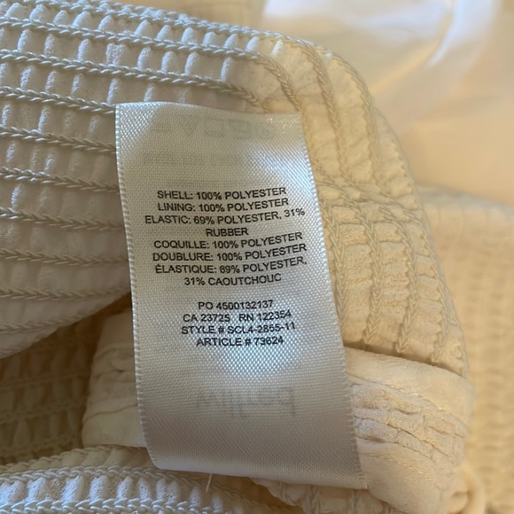 aritzia tempest blouse light birch - Picture 5 of 7